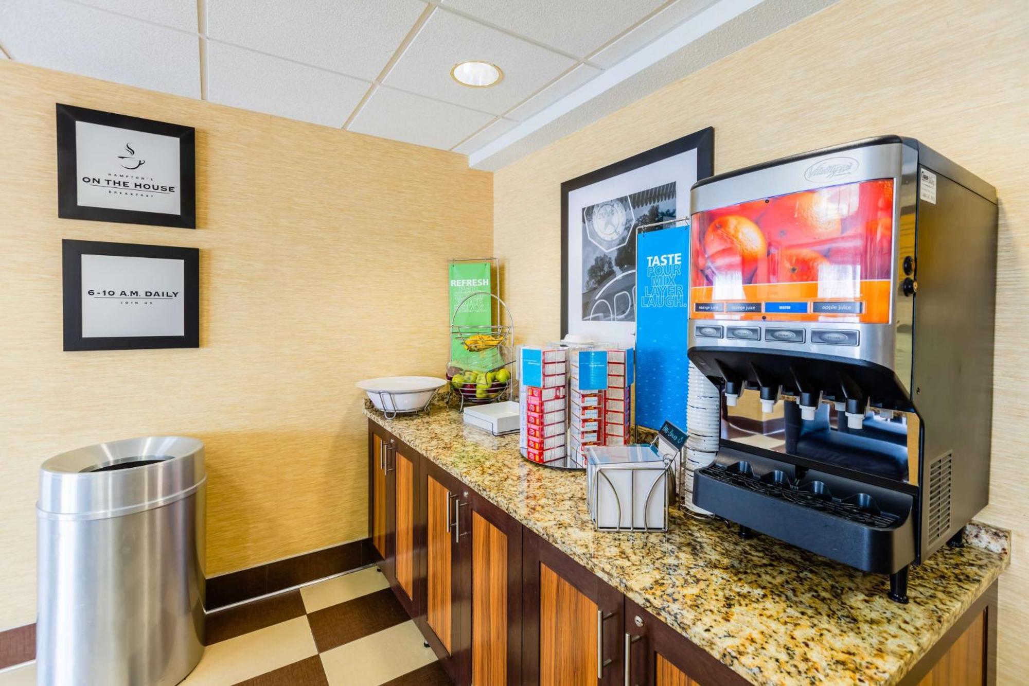 Hampton Inn St Charles St Peters Saint Charles Exterior foto